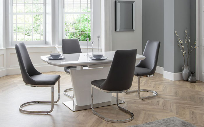 Como Gloss Dining Set (4 Chairs) - Click Image to Close